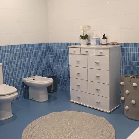 Confort アパート シジェーダ